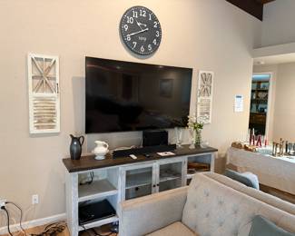 Samsung 75” 4k TV 
TV console