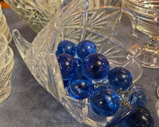 Vintage Lucite Glass Grape Cluster in Cobalt Blue