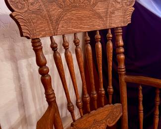 Wood engraved designed chair