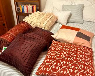 Decorative pillows