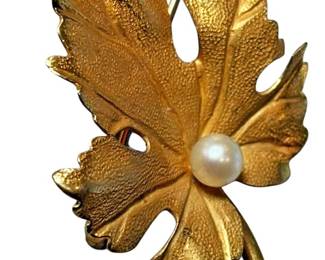 14K Gold Leaf Brooch 