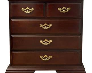 Beautiful Thomasville Nightstand 