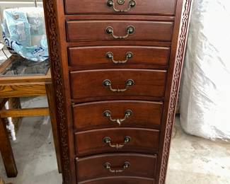 Jewelry cabinet