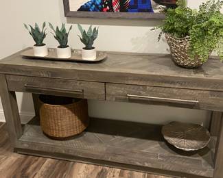 Sideboard, Barnwood grey and accessories