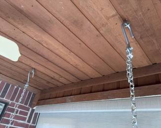 Strong chain and hooks for swing