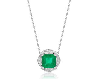 Lot 8040 Colombian Emerald Pendant with Diamonds