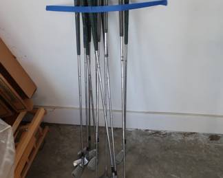 golf clubs