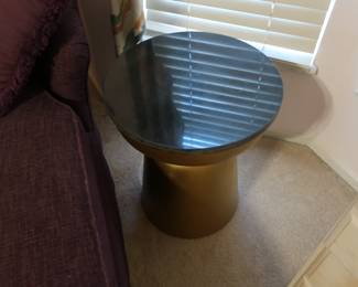 small round table