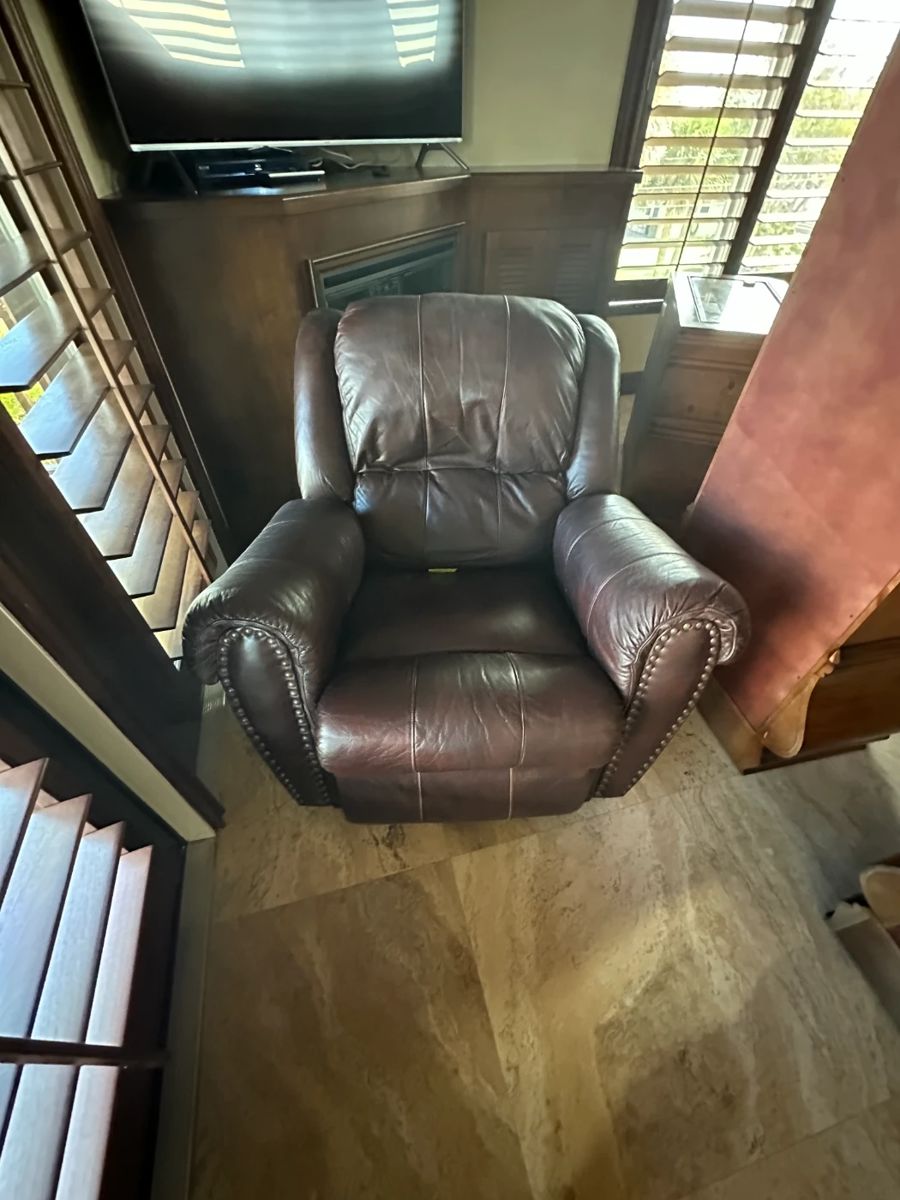 Recliner $100 or OBO