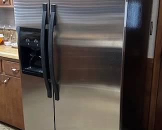 Whirlpool refrigerator/Freezer