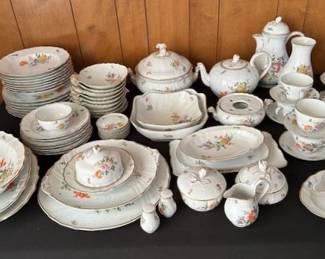 Hutschenreuther (Germany) China Set