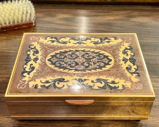 Inlay Music box