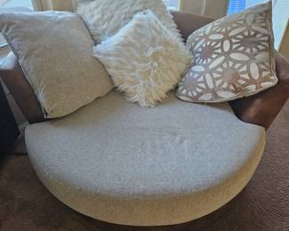 Item Avail. for Presale (704-724-3288) $200