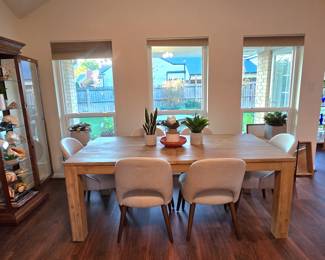 farmhouse - hidden leaf table, 6 upholstered chairs, and home decor