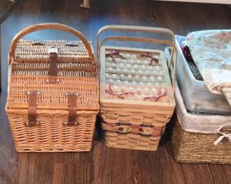 Picnic baskets