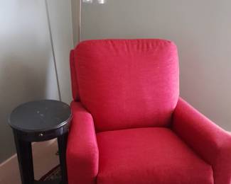 Upholstered reclilner