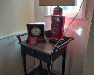 Vintage side table, lamp and clock