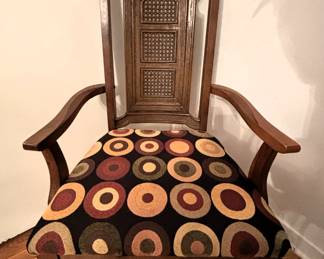 Table with six chairs and one leaf.                                                    60" L x 40" W x 29 3/4" H.