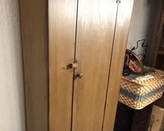 BUY IT NOW!  $175.00. Great Amish Made Cabinet!         32" W x 14" D x 74 1/4" H.