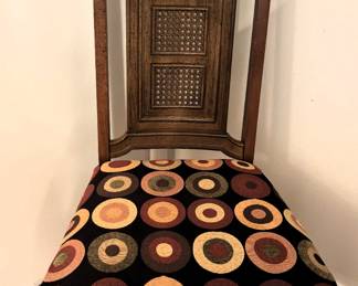 Table with six chairs and one leaf.                                                    60" L x 40" W x 29 3/4" H.