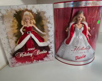 Holiday Barbie
Holiday Celebration