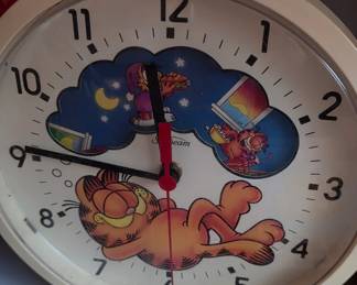 Vintage Garfield Clock