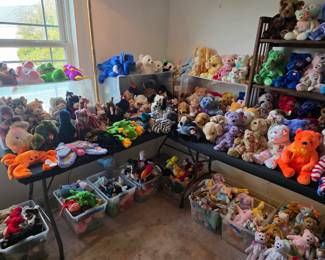 Ty Beanie Buddy's, Beanie Babies, McD Teeny Beanies, Pillow Pals, Collector Club....Oodles and Oodles!! So dang cute!