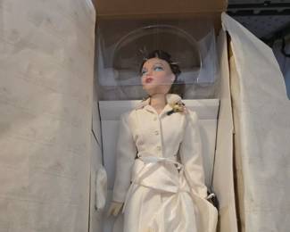 Ashton Drake - Gene Doll
White Hyacinth