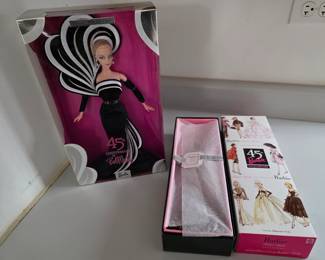 45th Anniversary Bob Mackie
45th Anniversay Silkstone - SOLD