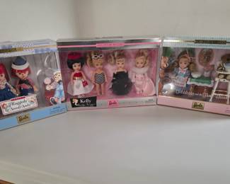 Storybook Raggedy Ann and Goldilocks
Nostalgia Favorite Kelly - SOLD