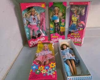 Troll Barbie
Little Debbie
Snap & Play