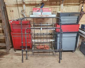 Rolling tool chest