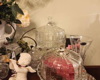 Many beautiful cake plates pedestal cake plates with domes