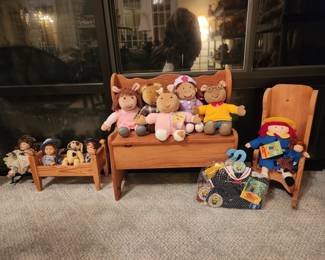 #Author Doll vintage plush toys based on characters from the popular PBS animated series Arthur. These specific dolls were manufactured by Eden Toys, a company that produced Arthur merchandise from
the mid-1990s to early 2000s.
Madeline doll & outfits dresses doll furniture