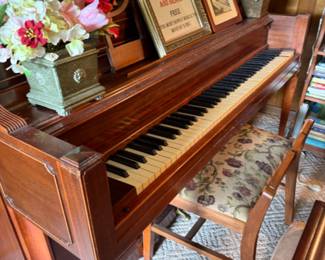 Free piano and bench