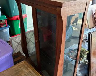 Antique Display Case (some leg damage) $ 144.00