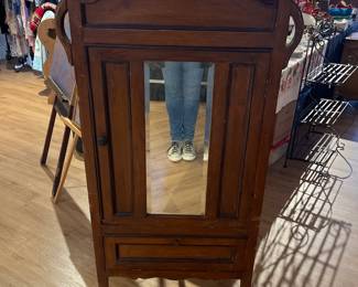 Small Cabinet with mirrored door Florida Estate 