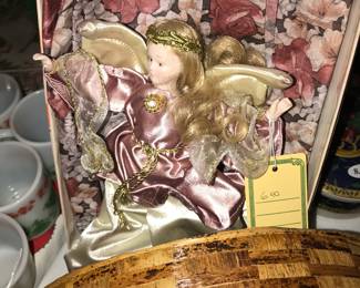 4912 Unit ~ Items Located In The Bed Room