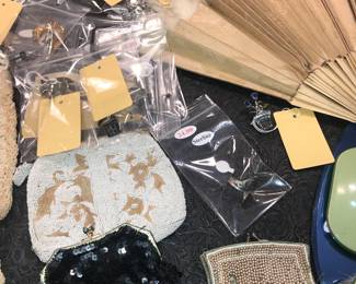 Items Located In The 4912 A 1st Bedroom