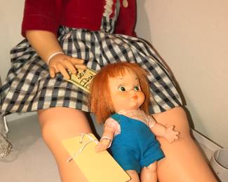 4912 Unit ~ Items Located In The Bed Room