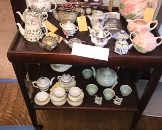 Items Located In The 4912 A Unit Living Room