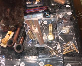 Items Located In The 4912 A 1st Bedroom