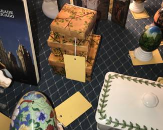 4910 Unit ~ Items Located In The Bed Room