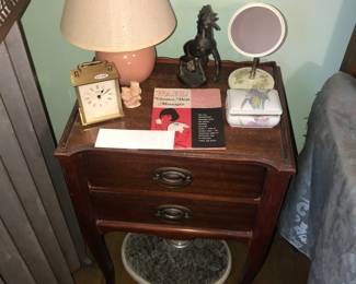 Items Located In The 4912 A 2nd Bedroom