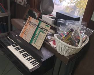 Items Located In The 4912 A 3rd Bedroom