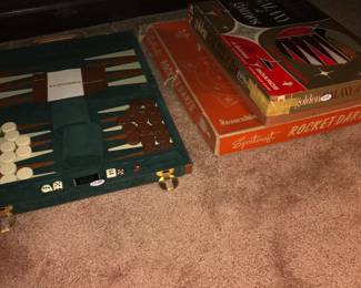 4912 Unit ~ Items Located In The Bed Room