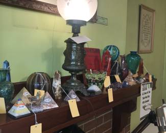 Items Located In The 4912 A 1st Bedroom