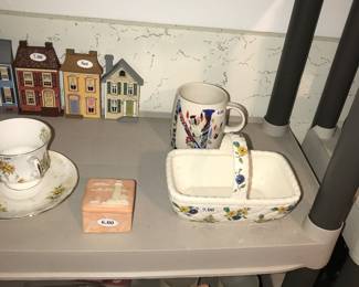 4912 Unit ~ Items Located In The Kitchen