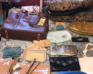 Items Located In The 4912 A 2nd Bedroom