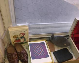 Items Located In The 4912 A Hallway